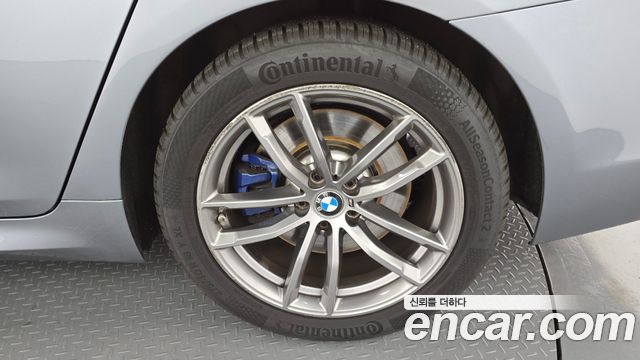BMW 5 Series (G30) 530i M Sport Package 2018 — фото 27