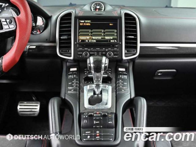 Porsche Cayenne 4.8 GTS 958 2013 — фото 18