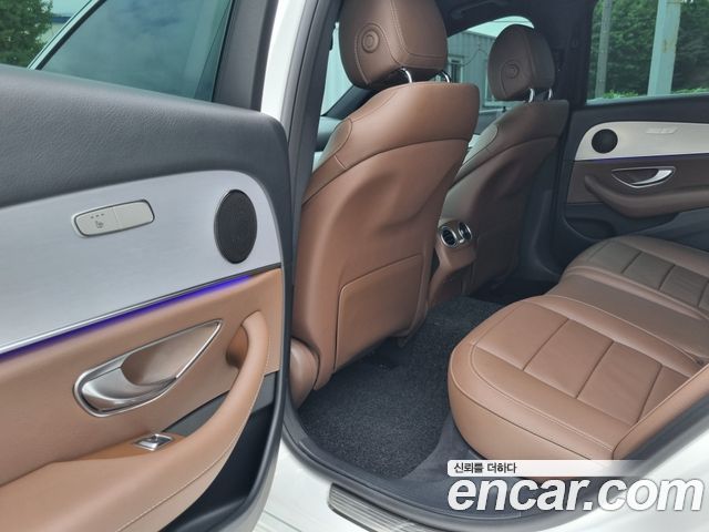 Mercedes-Benz E-Class (W213) E250 Avantgarde 2021 — фото 17