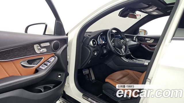 Mercedes-Benz GLC-Class (X253) GCL300 4MATIC Coupe 2023 — фото 10