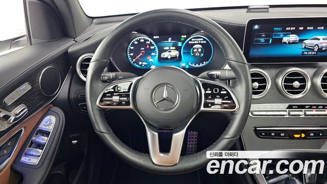 Mercedes-Benz GLC-Class (X253) GCL300 4MATIC Coupe 2023 — фото 12