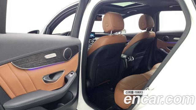 Mercedes-Benz GLC-Class (X253) GCL300 4MATIC Coupe 2023 — фото 17