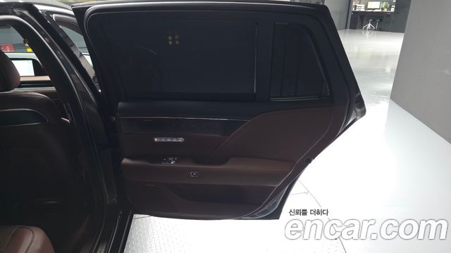 Genesis G90 (RS4) Gasoline 3.5 Turbo AWD 2022 — фото 25