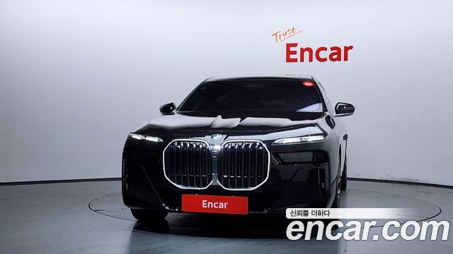 BMW 7 Series (G70) 740i xDrive M Sport 2025 — фото 3