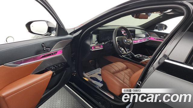 BMW 7 Series (G70) 740i xDrive M Sport 2025 — фото 10