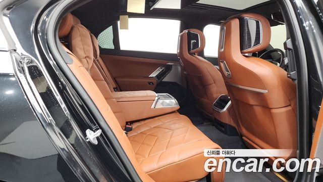BMW 7 Series (G70) 740i xDrive M Sport 2025 — фото 11