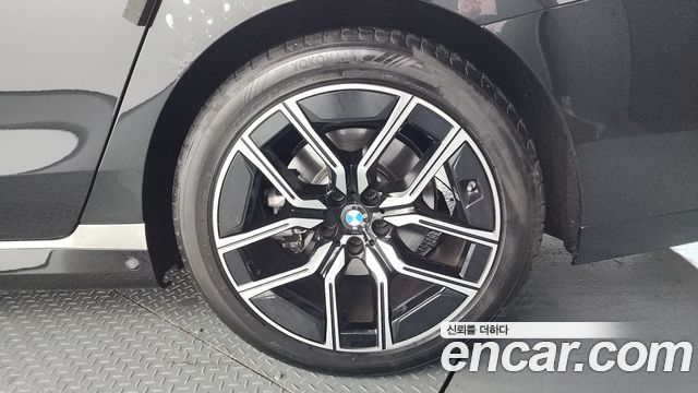 BMW 7 Series (G70) 740i xDrive M Sport 2025 — фото 21