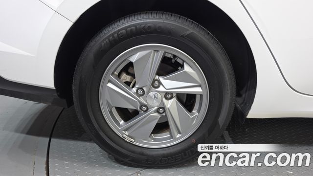 Hyundai Avante (CN7) 1.6 Smart 2024 — фото 4