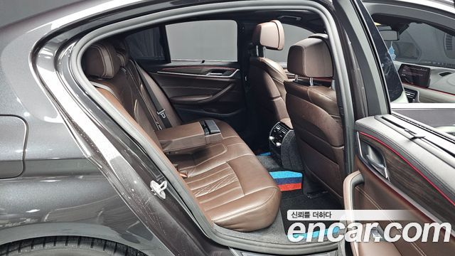 BMW 5 Series (G30) 530i xDrive M Sport Package Plus 2020 — фото 11