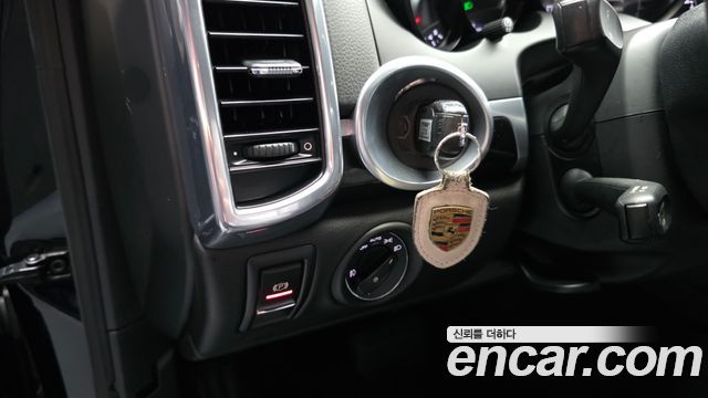 Porsche Cayenne 3.6 958 2013 — фото 17