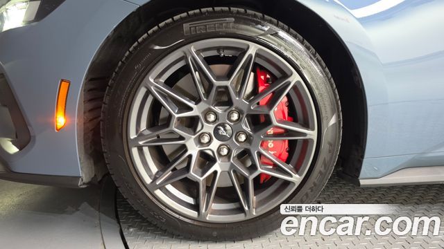 Ford Mustang (VII) 5.0 GT Premium Coupe 2024 — фото 5