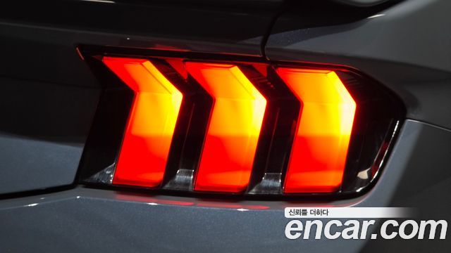 Ford Mustang (VII) 5.0 GT Premium Coupe 2024 — фото 23