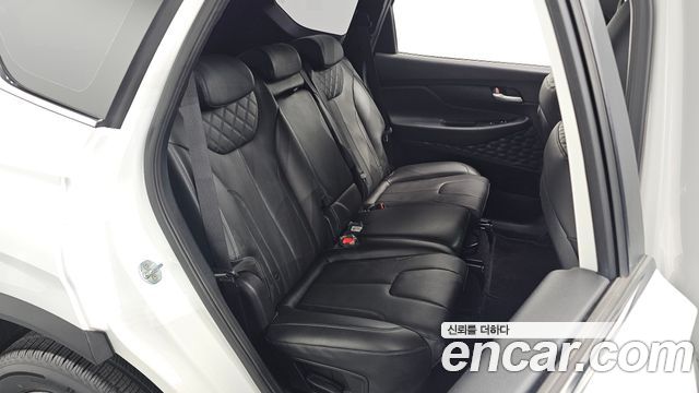 Hyundai Santa Fe Gasoline 2.5T 2WD Exclusive 2022 — фото 11