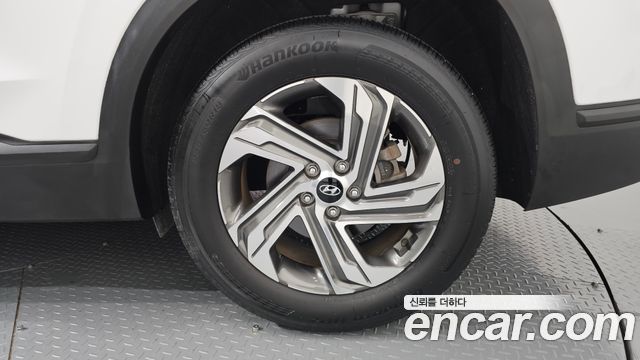 Hyundai Santa Fe Gasoline 2.5T 2WD Exclusive 2022 — фото 21