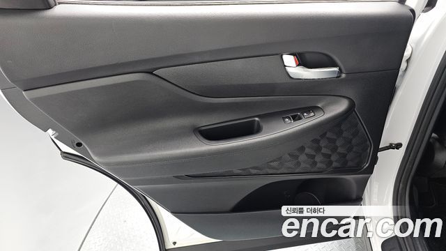 Hyundai Santa Fe Gasoline 2.5T 2WD Exclusive 2022 — фото 25
