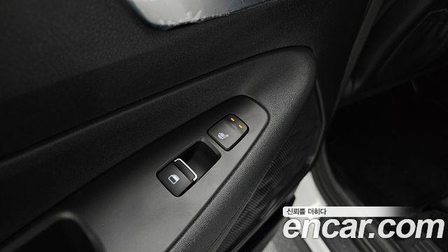 Hyundai Santa Fe Gasoline 2.5T 2WD Exclusive 2022 — фото 31