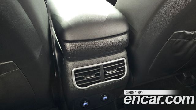 Hyundai Santa Fe Gasoline 2.5T 2WD Exclusive 2022 — фото 32