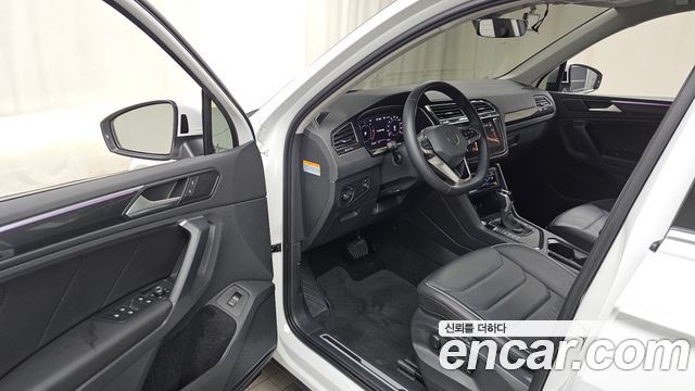 Volkswagen Tiguan (II) 2.0 TDI Prestige 2022 — фото 10
