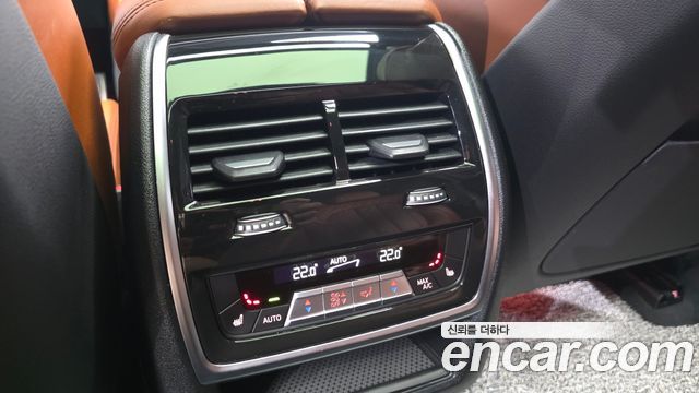 BMW X6 (G06) xDrive40i M Sport 2022 — фото 18