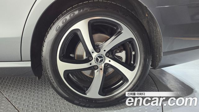 Mercedes-Benz E-Class (W213) E250 Avantgarde 2020 — фото 27