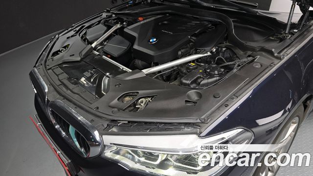 BMW 5 Series (G30) 520i M Sport 2020 — фото 6