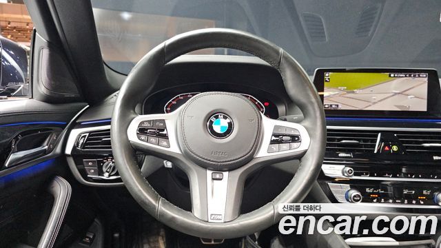 BMW 5 Series (G30) 520i M Sport 2020 — фото 13