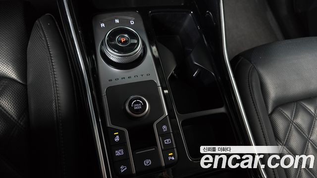 Kia Sorento (IV) Diesel 2.2 2WD Signature 2023 — фото 9