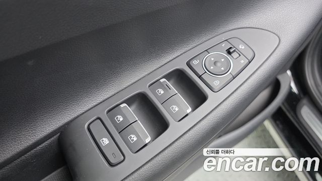 Hyundai Grandeur (IG) 3.0 LPi Rent Car Modern 2022 — фото 12