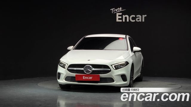 Mercedes-Benz A-Class (W177) A220 Sedan 2021 — фото 3
