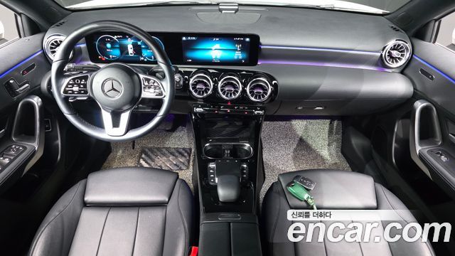 Mercedes-Benz A-Class (W177) A220 Sedan 2021 — фото 7