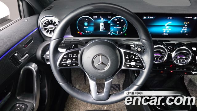 Mercedes-Benz A-Class (W177) A220 Sedan 2021 — фото 14