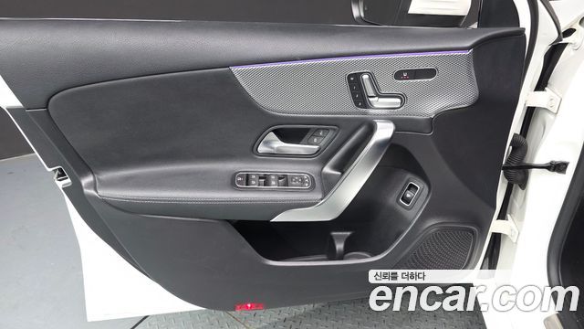 Mercedes-Benz A-Class (W177) A220 Sedan 2021 — фото 24