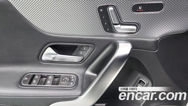 Mercedes-Benz A-Class (W177) A220 Sedan 2021 — фото 27