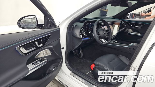 Mercedes-Benz E-Class (W214) E300 4MATIC AMG Line 2026 — фото 10