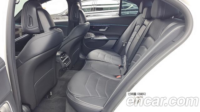 Mercedes-Benz E-Class (W214) E300 4MATIC AMG Line 2026 — фото 26