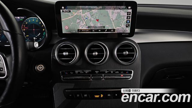 Mercedes-Benz GLC-Class (X253) GLC300e 4MATIC Coupe 2021 — фото 14