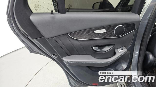 Mercedes-Benz GLC-Class (X253) GLC300e 4MATIC Coupe 2021 — фото 25