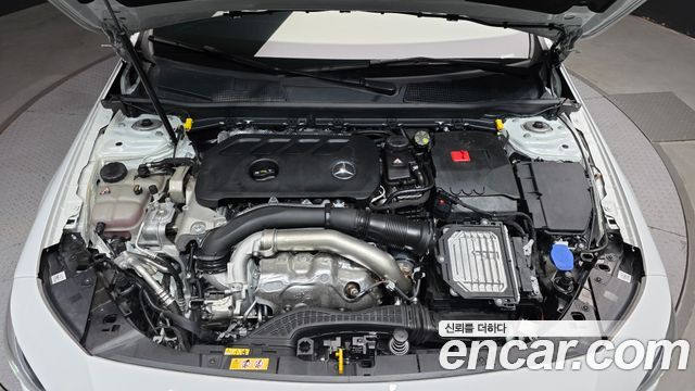 Mercedes-Benz CLA-Class (C118) CLA250 4MATIC 2024 — фото 6