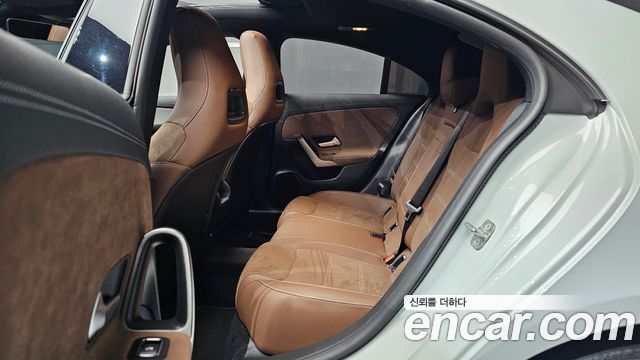 Mercedes-Benz CLA-Class (C118) CLA250 4MATIC 2024 — фото 12