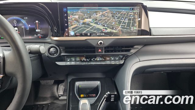 Toyota Crown Crossover 2.5 4WD Hybrid 2025 — фото 14