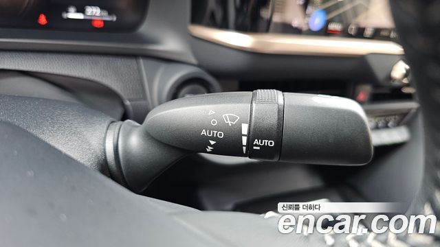 Toyota Crown Crossover 2.5 4WD Hybrid 2025 — фото 28