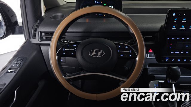 Hyundai Staria L3.5 Cargo 5-Seater Modern 2022 — фото 13