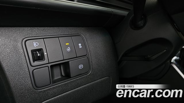 Hyundai Staria L3.5 Cargo 5-Seater Modern 2022 — фото 27