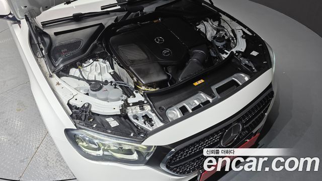 Mercedes-Benz E-Class (W214) E200 Avantgarde 2024 — фото 6