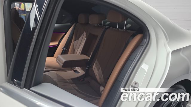 Mercedes-Benz E-Class (W214) E200 Avantgarde 2024 — фото 26