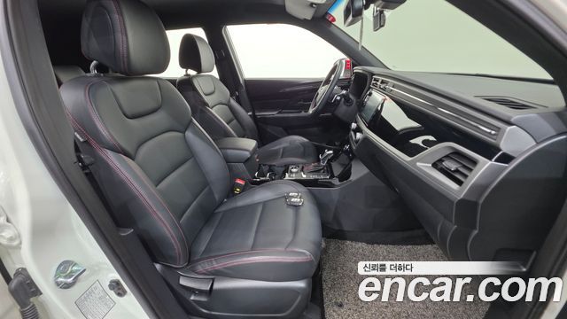 KG Mobility (SsangYong) Beautiful Korando Gasoline 1.5 2WD R-Plus 2022 — фото 10