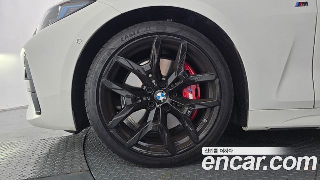 BMW 4 Series (G22) 420i M Sport Pro Convertible 2025 — фото 5