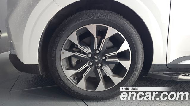 Kia Carnival (IV) Diesel 9-Seater Signature 2021 — фото 5