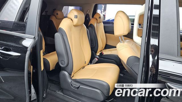 Kia Carnival (IV) Diesel 9-Seater Prestige 2023 — фото 12