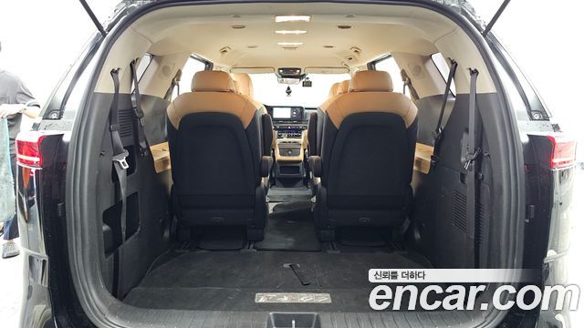 Kia Carnival (IV) Diesel 9-Seater Prestige 2023 — фото 20